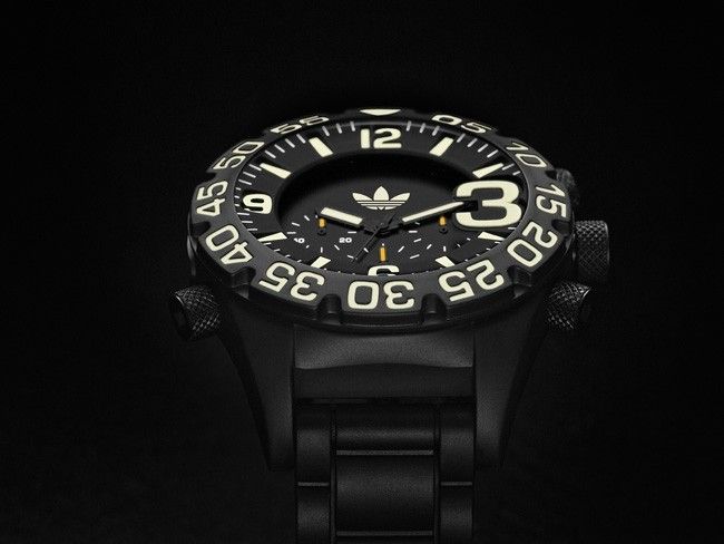 adidas-originals-Ltd-Edition-watch3