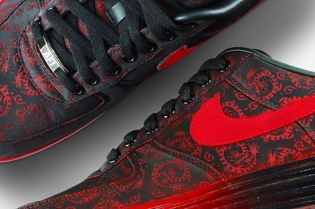 nike lunar force 1