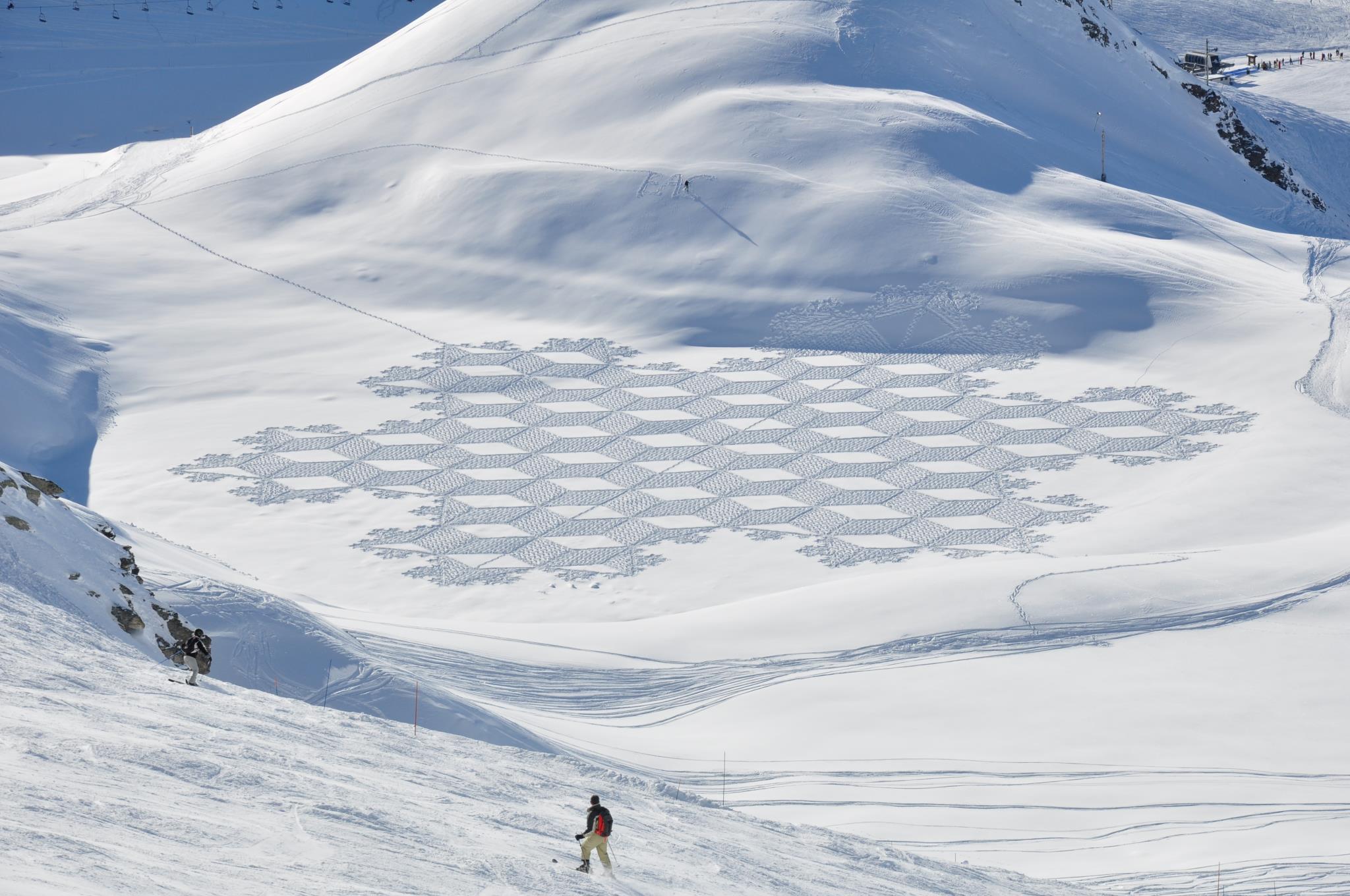 Simon_Beck_crop-circles
