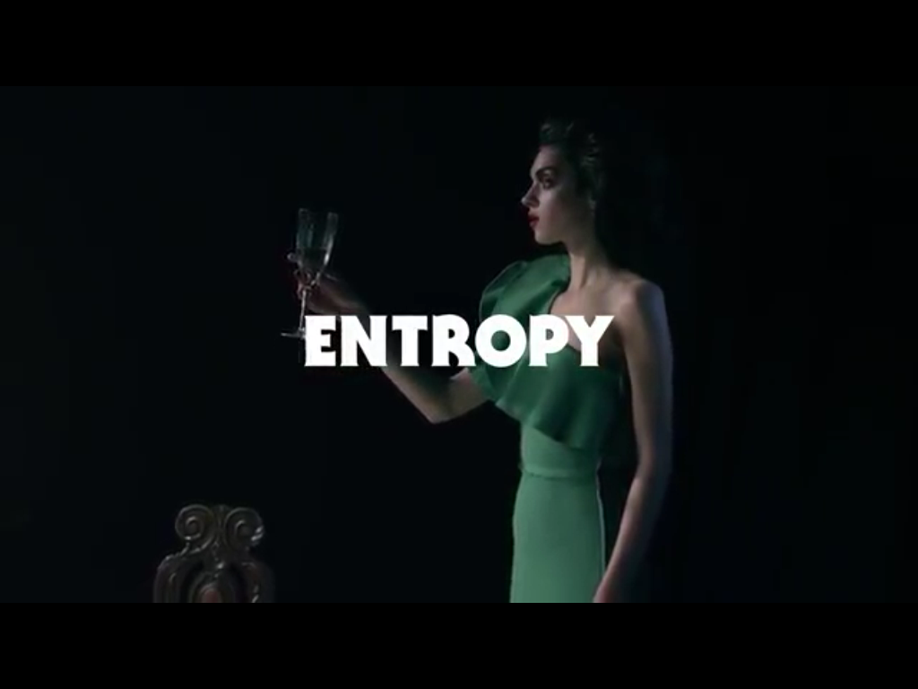 Carine Roitfeld célébre 2014 dans une vidéo insolite