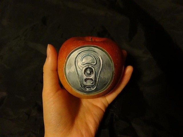 Apple illusions