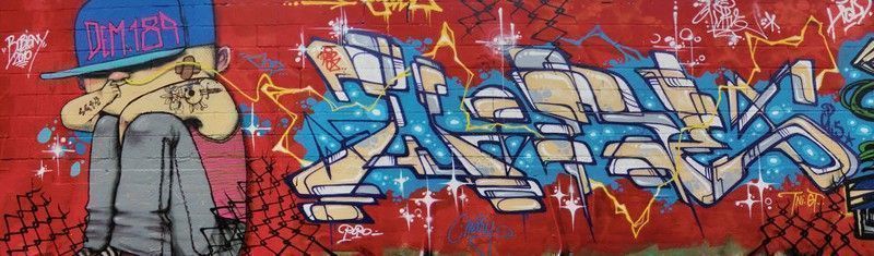 Wire fresque graffiti