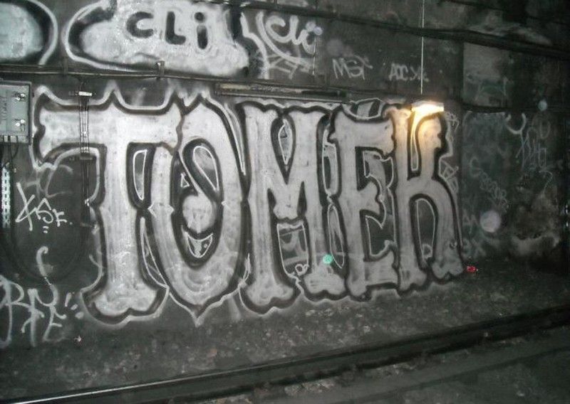 graffiti tomek 2008 Tunnel metro Paris