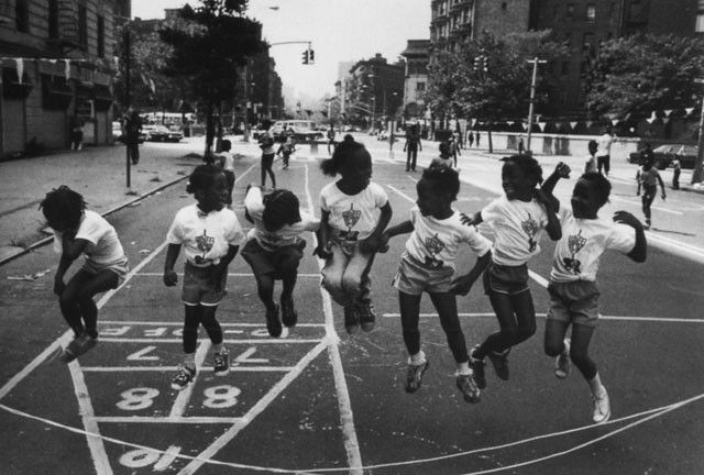 raymond-depardon-harlem-new-york-1981