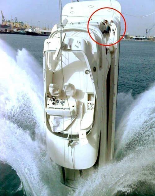 yacht-fail-sink-transport