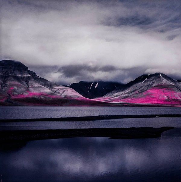 Arctic-Landscape-Transformed-into-Infrared-Paradise-02