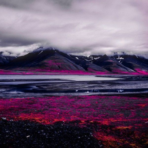 Arctic-Landscape-Transformed-into-Infrared-Paradise-06