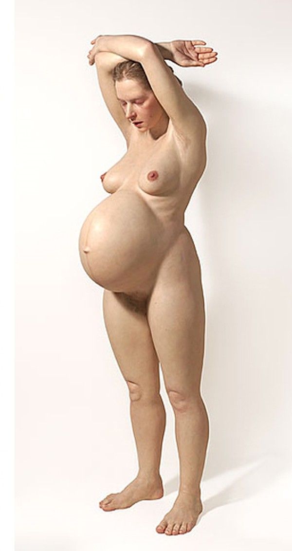 Ron-Mueck-Pregnant-Woman