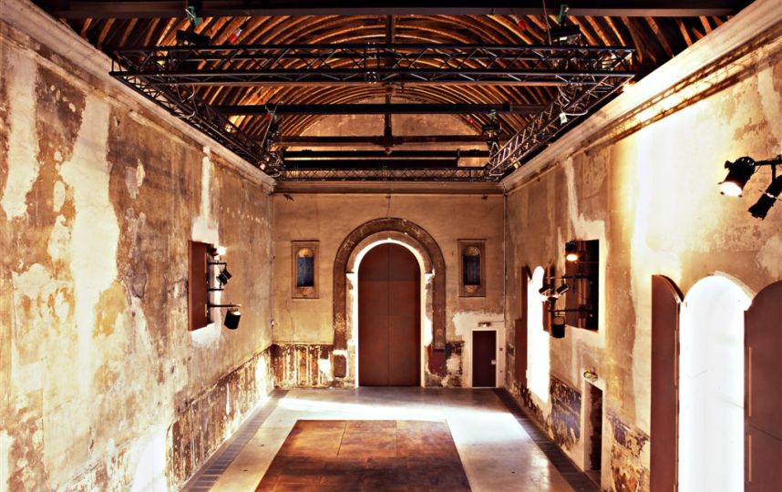 chapelle café a boiler room ventura records