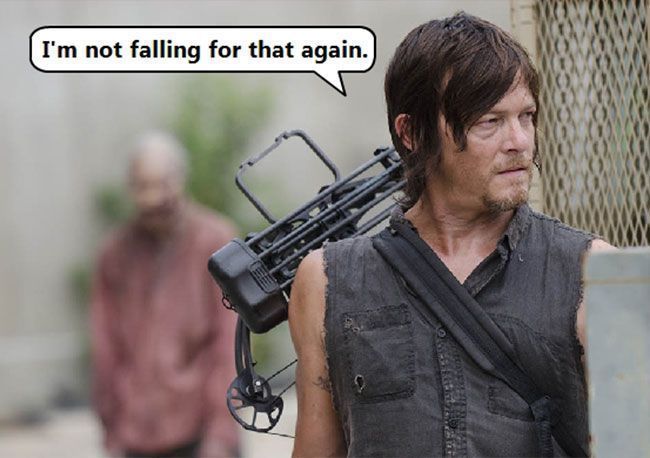Norman-Reedus-Daryl-Dixon-The-Walking-Dead-zombie-prank