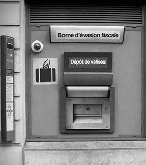 Détournées, illustrées, orientées : les vérités du street artiste Martin Parker