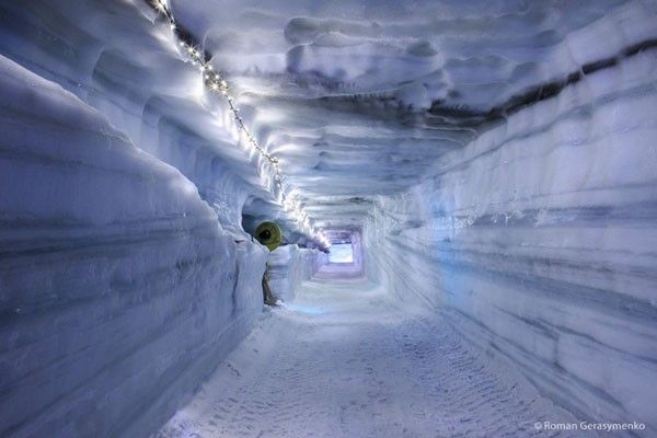 ice rave tunnel