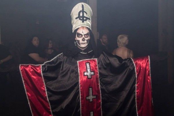 Sataniste