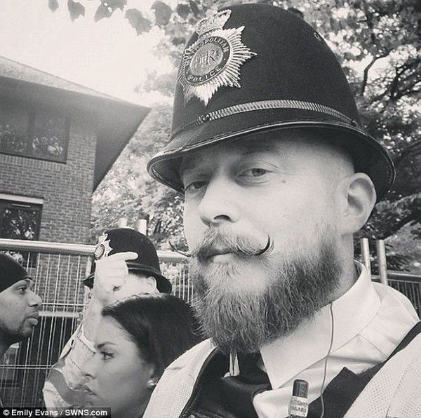 Hipsters, la police recrute !