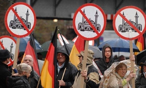 néo-nazi