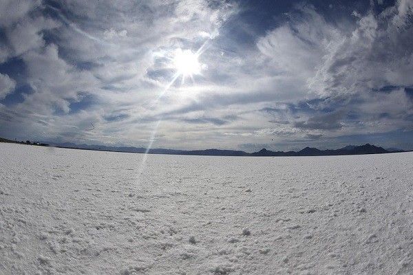 Rick-Bowmer-saltflats05