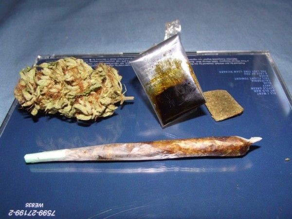 weed-huile-shit-joint