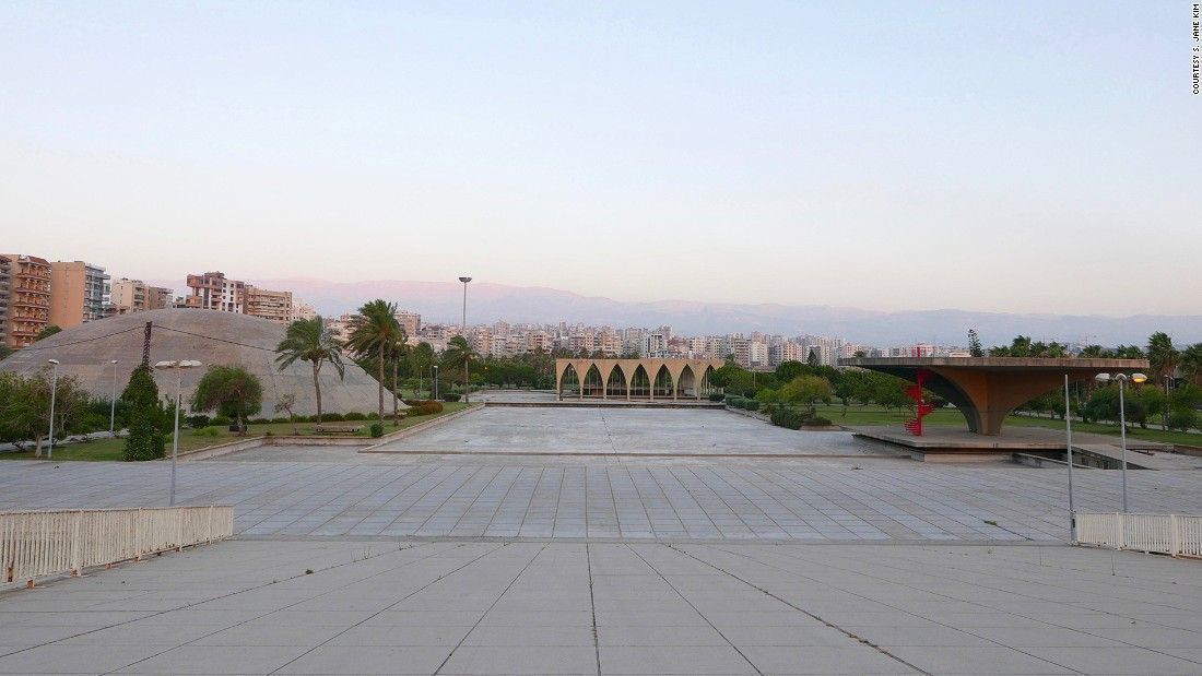 160714172040-tripoli-oscar-niemeyer-helipad-lebanese-pavilion-and-dome-r-to-ls-jane-kim-super-169