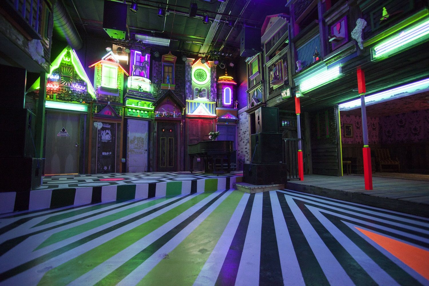 Meow Wolf