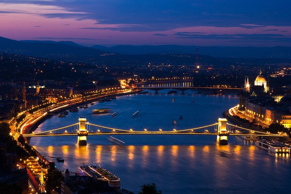 budapest 4182585 960 720 1