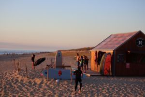 surfeurs plages