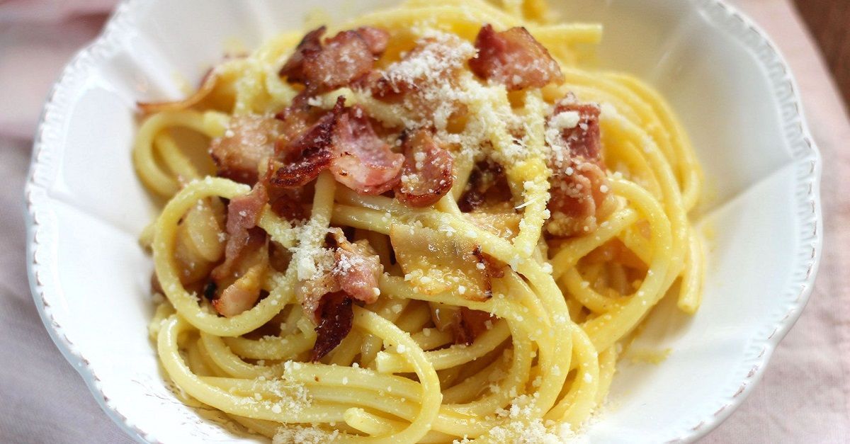 La vraie recette des vraies pâtes carbo | OpenMinded