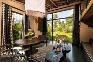safari lodge