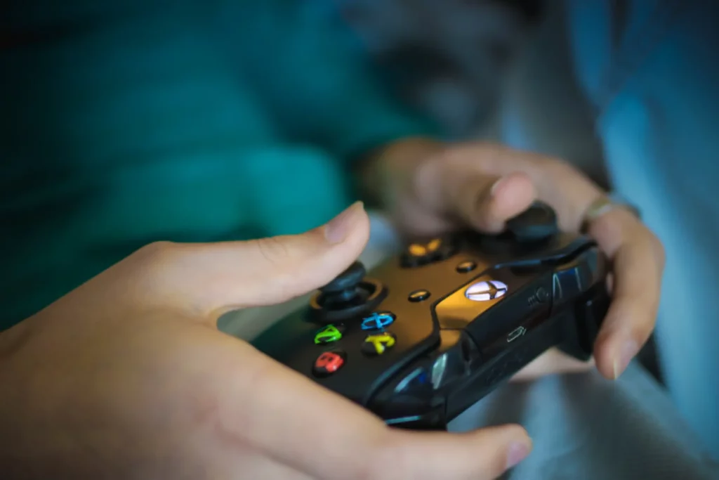 Découvrez les jeux sensationnels qui débarquent sur Xbox Game Pass en avril 2024 - tout compris dans votre abonnement !